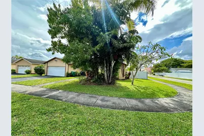 11000 SW 141st Ave, Miami, FL 33186 - Photo 10