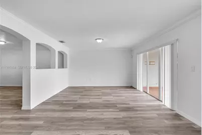 16250 SW 44th Ln, Miami, FL 33185 - Photo 10