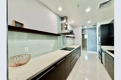 7928 East Dr #805, North Bay Village, FL 33141 - Photo 4