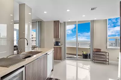 848 Brickell Key Dr #3905, Miami, FL 33131 - Photo 12