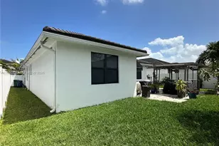 23552 SW 107th Pl, Homestead, FL 33032 - Photo 24