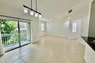 11503 NW 89th St, Doral, FL 33178 - Photo 4