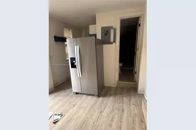 634 SW 10th Ave, Miami, FL 33130 - Photo 14