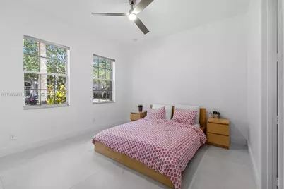 3870 E Hibiscus St, Weston, FL 33332 - Photo 62