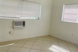 11945 NE 19th Dr, North Miami, FL 33181 - Photo 8