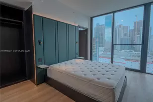 20 NE 11th St, Miami, FL 33132 - Photo 26