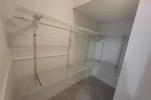 1275 W 35th St, Hialeah, FL 33012 - Photo 20