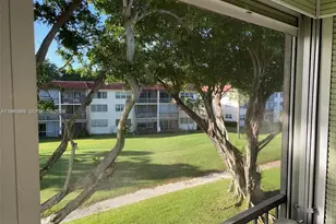 8940 S Hollybrook Blvd, Pembroke Pines, FL 33025 - Photo 12