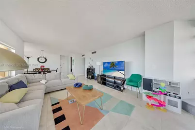 1980 S Ocean Dr #5F, Hallandale Beach, FL 33009 - Photo 8