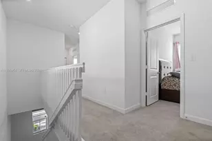 2357 NW 130th St, Miami, FL 33167 - Photo 8