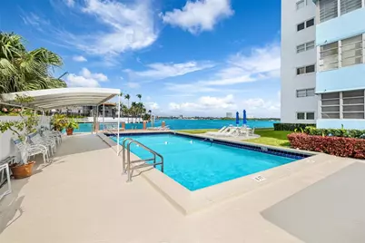 10300 W Bay Harbor Dr #9D, Bay Harbor Islands, FL 33154 - Photo 20