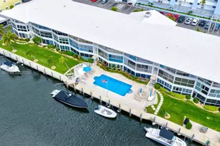 3050 NE 48th St, Fort Lauderdale, FL 33308 - Photo 1