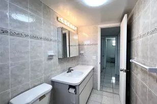 3030 Marcos Dr, Aventura, FL 33160 - Photo 18