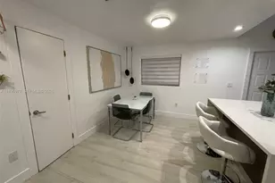 325 NW 19th Ln, Miami, FL 33136 - Photo 2