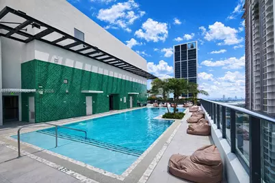 11 NE 6th St #2102, Miami, FL 33132 - Photo 2