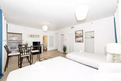 918 Ocean Dr #203, Miami Beach, FL 33139 - Photo 6