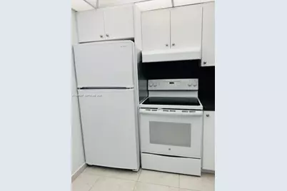 [Address not provided], North Miami, FL 33181 - Photo 18