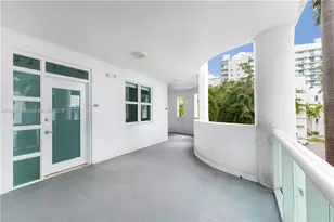 7914 Harbor Island Dr, North Bay Village, FL 33141 - Photo 4