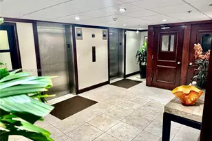 1430 Brickell Bay Dr, Miami, FL 33131 - Photo 12