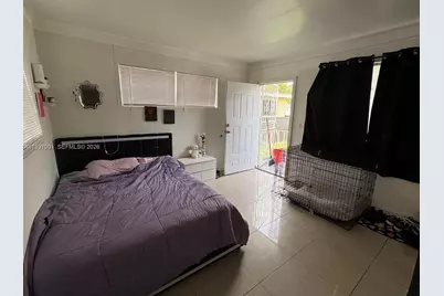 1424 NW 69th St, Miami, FL 33147 - Photo 14