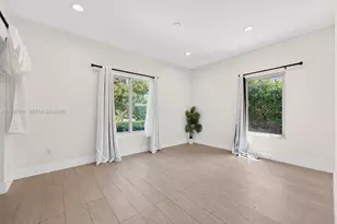 1126 NE 16th Ct, Fort Lauderdale, FL 33305 - Photo 14