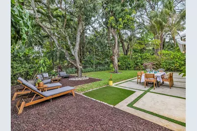 11932 NE 8th Avenue, Biscayne Park, FL 33161 - Photo 54