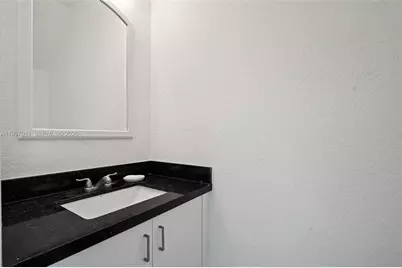 3676 San Simeon Cir, Weston, FL 33331 - Photo 16