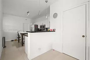 3676 San Simeon Cir, Weston, FL 33331 - Photo 8