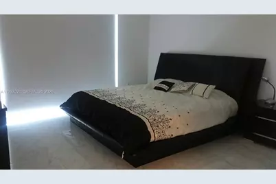 55 SE 6th St #2310, Miami, FL 33131 - Photo 12