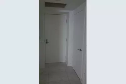 55 SE 6th St #2310, Miami, FL 33131 - Photo 2