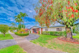 9961 SW 12th St, Miami, FL 33174 - Photo 2