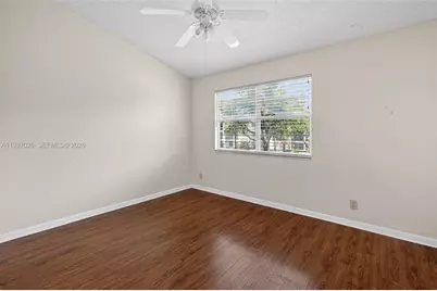 85 SW 3rd St, Pompano Beach, FL 33060 - Photo 18
