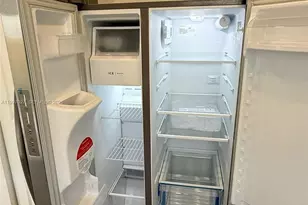 2523 SE 29th St, Homestead, FL 33035 - Photo 8