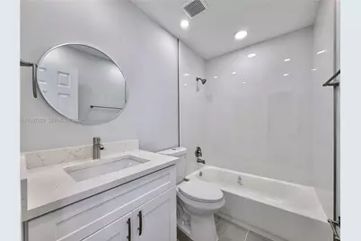 9254 NW 18th St, Pembroke Pines, FL 33024 - Photo 18