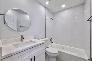 9254 NW 18th St, Pembroke Pines, FL 33024 - Photo 18