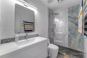 9030 SW 162nd St, Palmetto Bay, FL 33157 - Photo 16