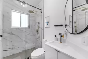 9030 SW 162nd St, Palmetto Bay, FL 33157 - Photo 10