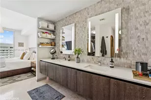 88 SW 7th St, Miami, FL 33130 - Photo 30