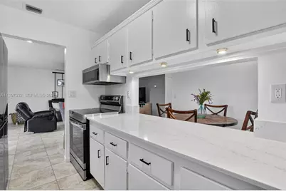 6924 Tiburon Cir #128, Boca Raton, FL 33433 - Photo 18