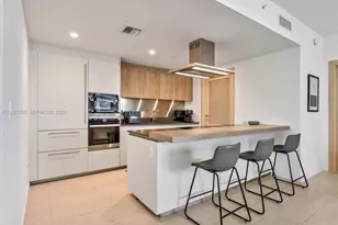 1000 Brickell Plaza, Miami, FL 33131 - Photo 4