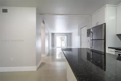 1986 Biarritz Dr #207, Miami Beach, FL 33141 - Photo 6