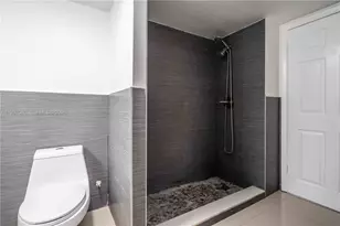 1986 Biarritz Dr, Miami Beach, FL 33141 - Photo 16