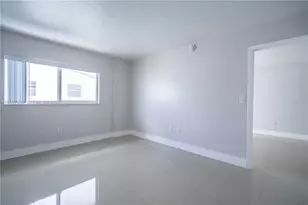 1986 Biarritz Dr, Miami Beach, FL 33141 - Photo 12