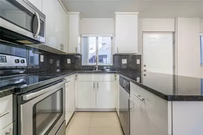 1986 Biarritz Dr #207, Miami Beach, FL 33141 - Photo 8