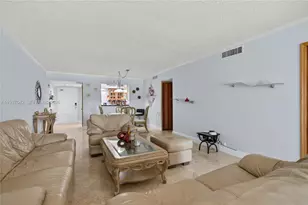 2671 S Course Dr, Pompano Beach, FL 33069 - Photo 8