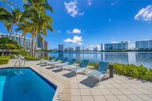 3245 NE 184th St, Aventura, FL 33160 - Photo 28