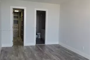 13499 Biscayne Blvd, North Miami, FL 33181 - Photo 16