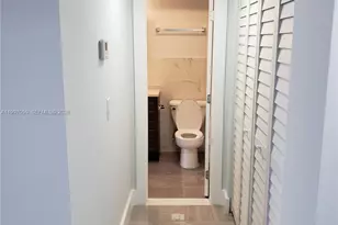 13499 Biscayne Blvd, North Miami, FL 33181 - Photo 20