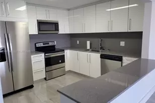 13499 Biscayne Blvd, North Miami, FL 33181 - Photo 2