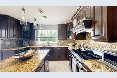8860 SW 155th Ter, Palmetto Bay, FL 33157 - Photo 10